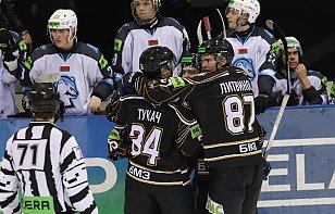 «Белсталь» победила «Соболь» в первом матче четвертьфинала, Павлов перевел игру в овертайм за 5 секунд до сирены