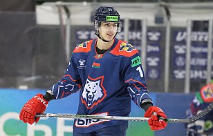 Веремеенко оформил хет-трик, но «Металлург» уступил дома «Витебску». Команды забросили 12 шайб