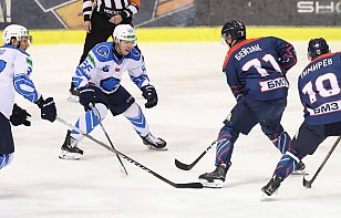 «Металлург» минимально уступил «Витебску» во втором матче домашней серии, у «волков» забили Спат и Козячий