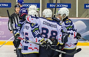 «Металлург» остановил «Витебск»: 37 сейвов Самойлова и три гола в первой половине матча вернули «волков» на первое место