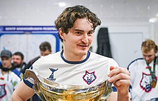 «Запомню все чемпионства, как поднимали кубок и как шикарно праздновали». Егор Воронов попрощался с «Металлургом»