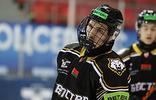 «Белсталь» не сумела забросить «Ястребам» в первом матче полуфинала Кубка Цыплакова