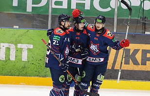 Веремеенко набрал четыре очка, а «Металлург» повторно обыграл «Могилев»